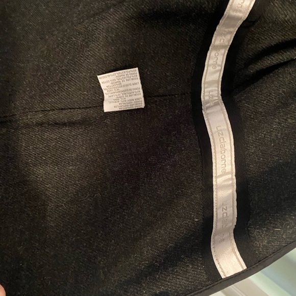 Elegant Liz Claiborne trench with removable lining in Black - Picture 10 of 10